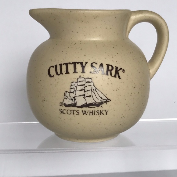 Vintage Cutty Sark Scots Whisky Ceramic Mini Pitcher Creamer Perfect Bar Piece - Picture 9 of 13